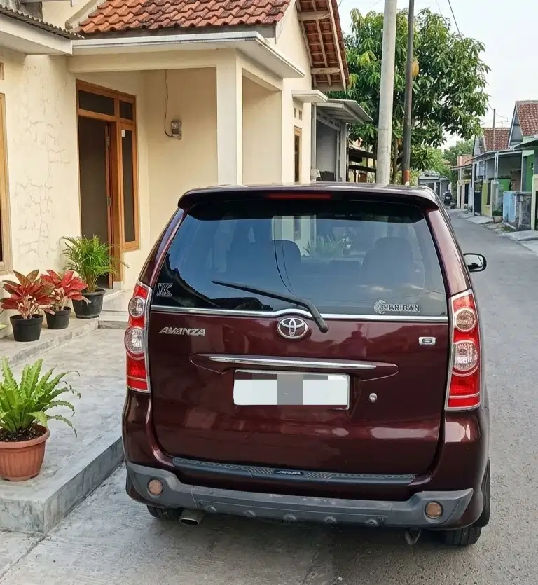 Toyota Avanza 2010 Bensin