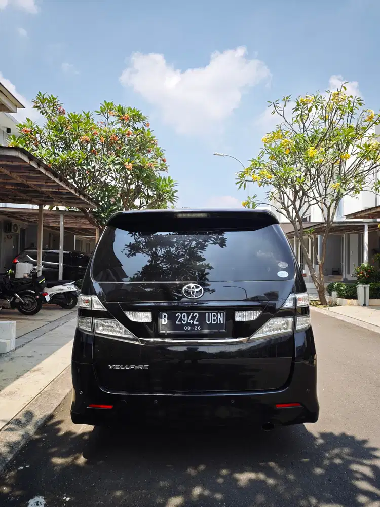 Toyota Vellfire Z 2011 pemakai pribadi