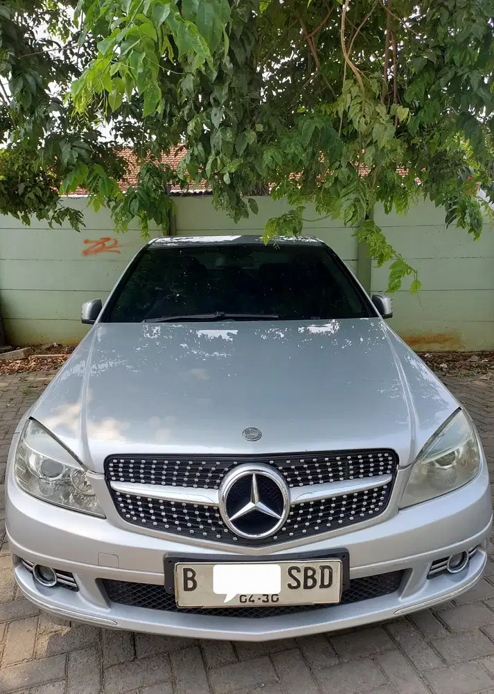 Mercedes Benz Mercy C200 CGI Avantgarde 2010 W204