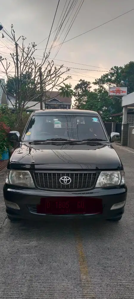Toyota Kijang 2004 Bensin