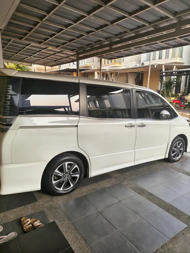 Toyota Voxy 2018 Bensin