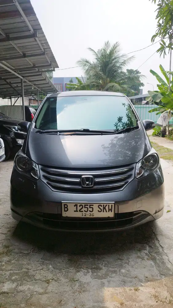 Honda Freed 2010 Bensin