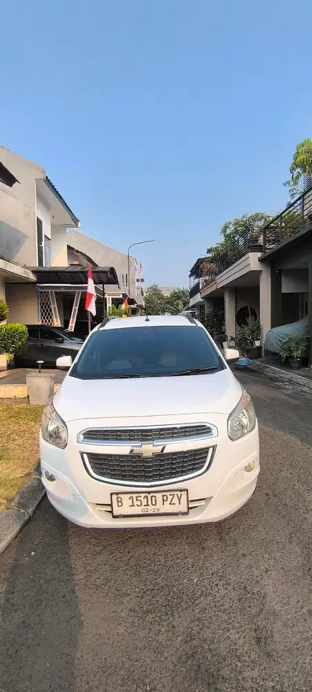Chevrolet Spin 2013 Bensin
