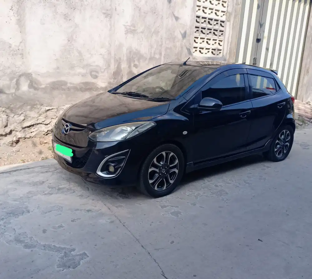 Mazda Biante 2010 Bensin