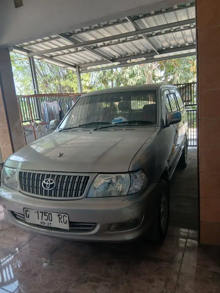 Toyota Kijang 2004 Bensin