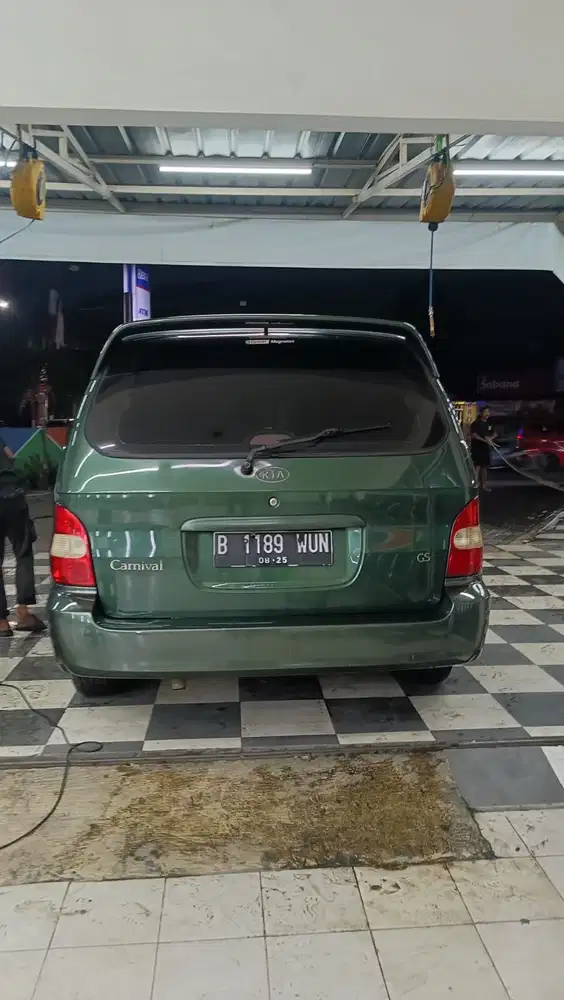 Kia Carnival 2000 Bensin