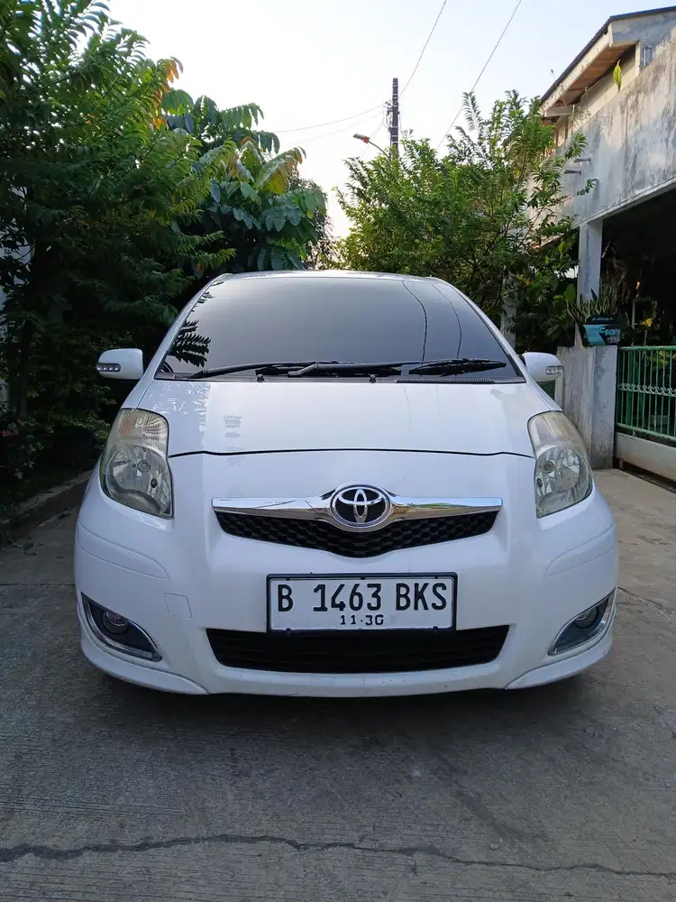 Toyota Yaris 2010 Bensin