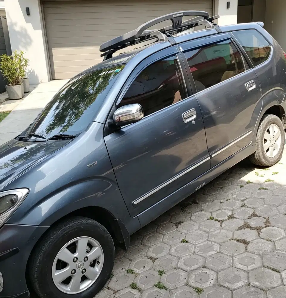 Toyota Avanza 2010 Bensin