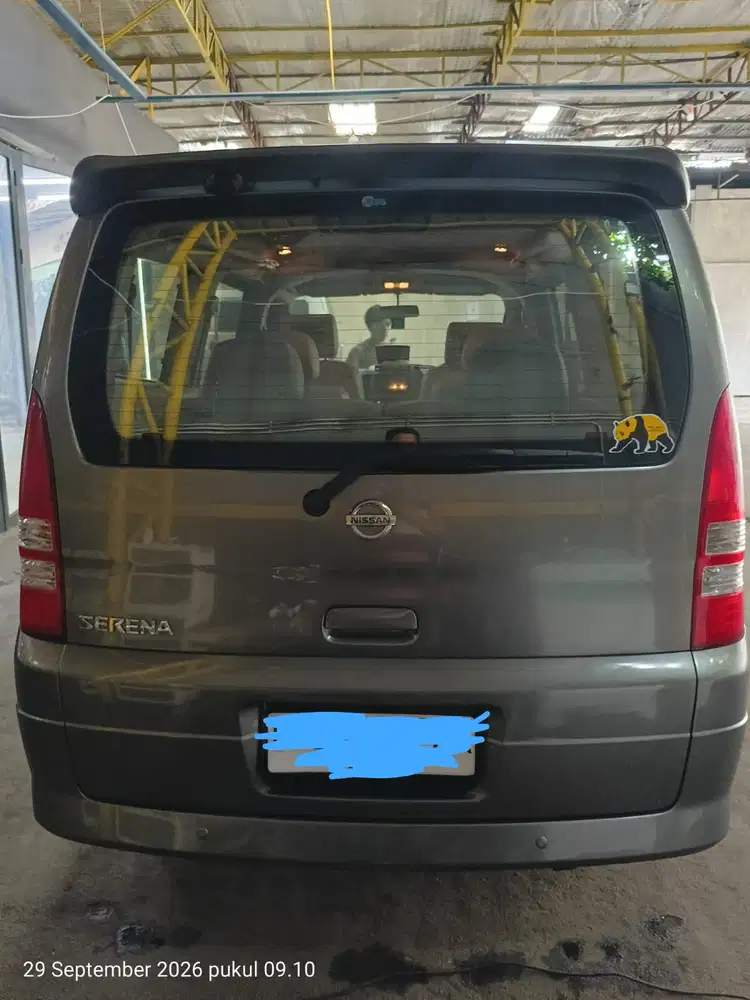 Nissan Serena 2010 Bensin