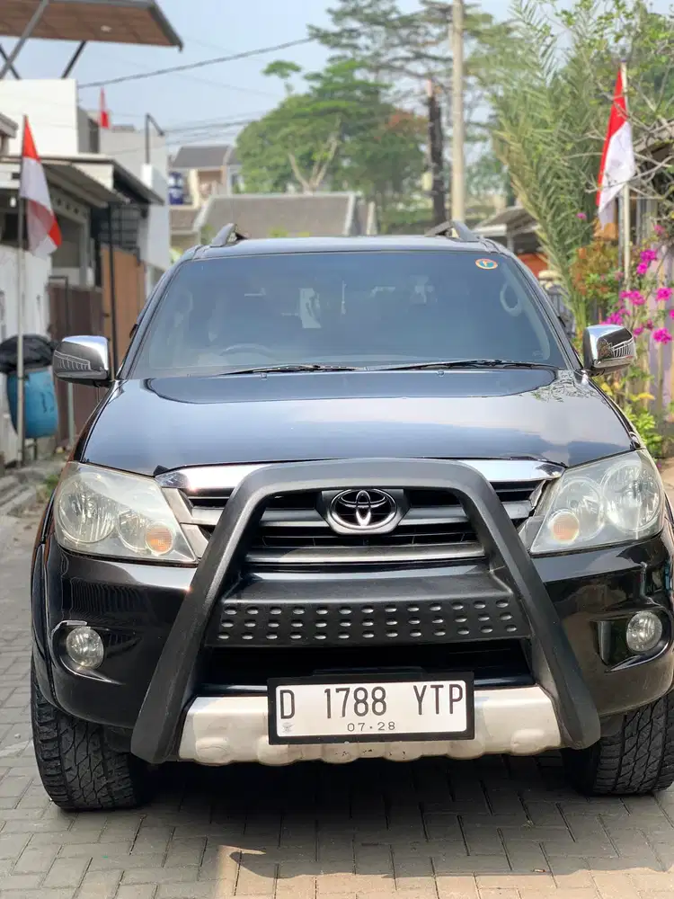 Toyota Fortuner 2008 Bensin