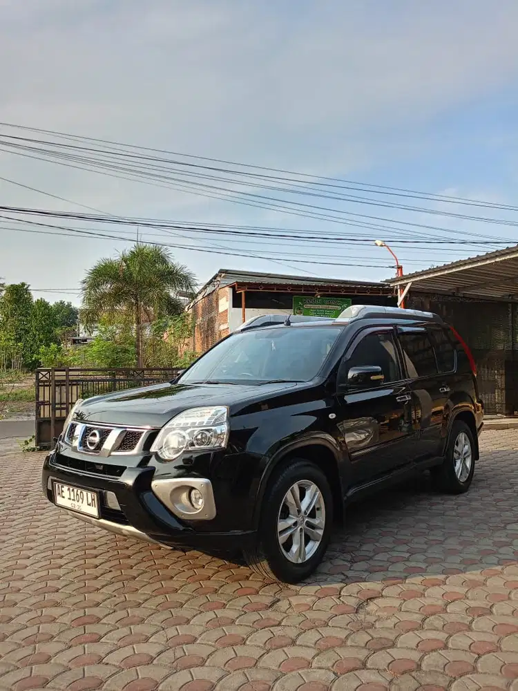 Nissan X-Trail 2012 Bensin