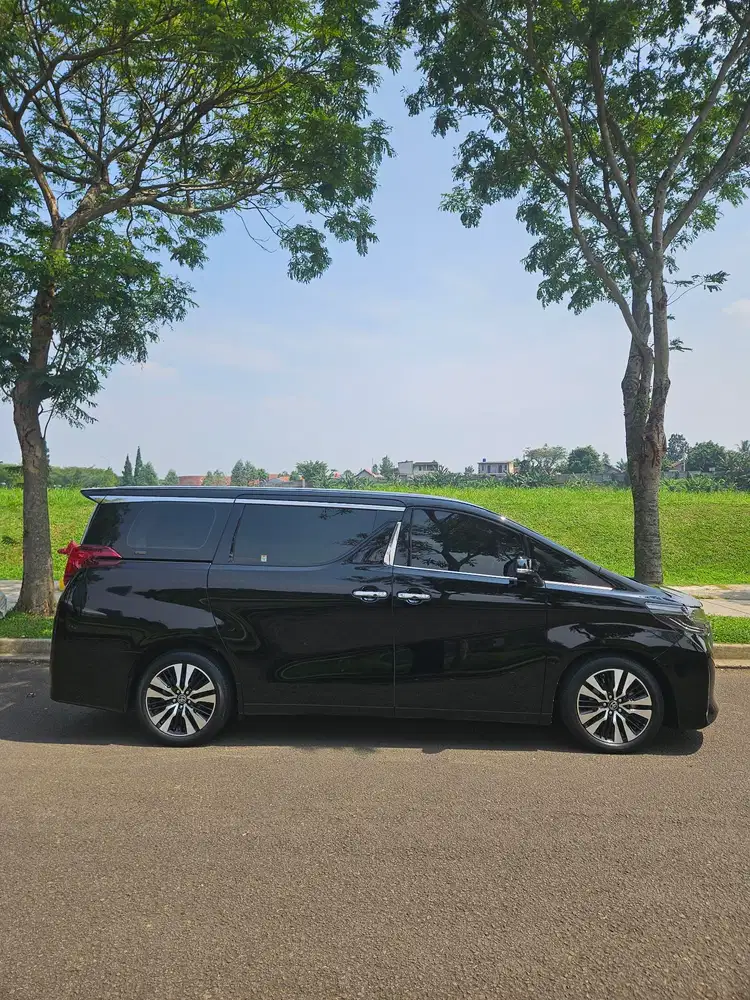 Toyota Alphard 2023 Bensin