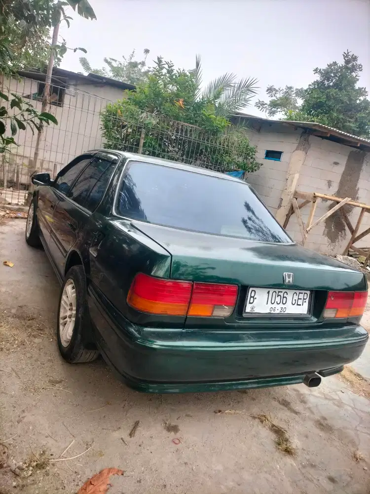 Honda Accord 1997 Bensin