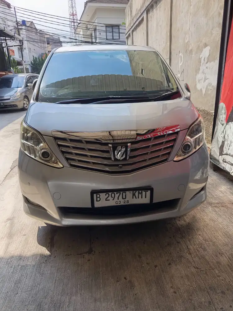 Toyota Alphard 2010 Bensin