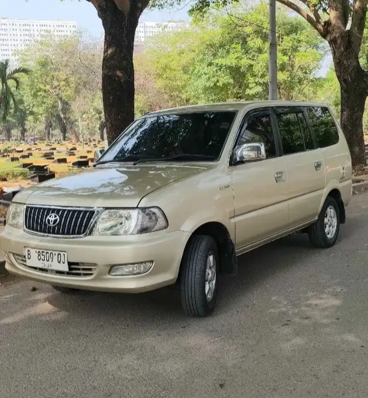 Toyota Kijang 2003 Bensin