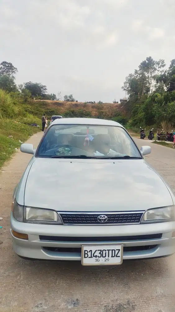 Toyota Great Corolla 1995 Bensin