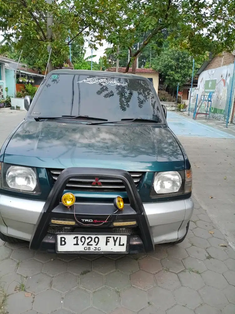 Mitsubishi Kuda 2000 Bensin