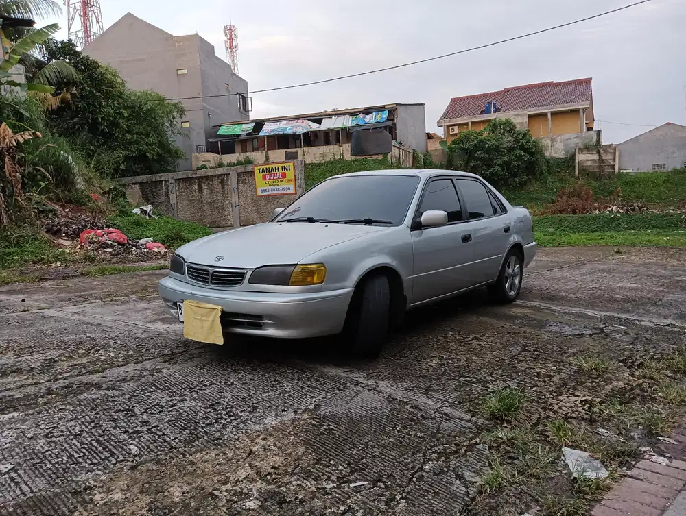 Toyota Corolla 2000 Bensin