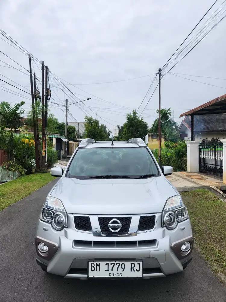 (ODOMETER30RIBUAN) Nissan Xtrail XT 2.5 CVT Tahun 2014