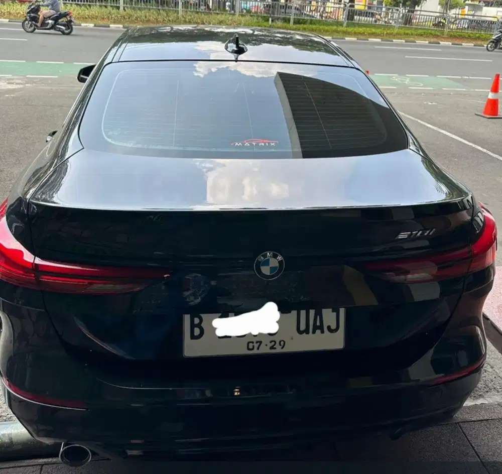 BMW 218i 2023 Bensin