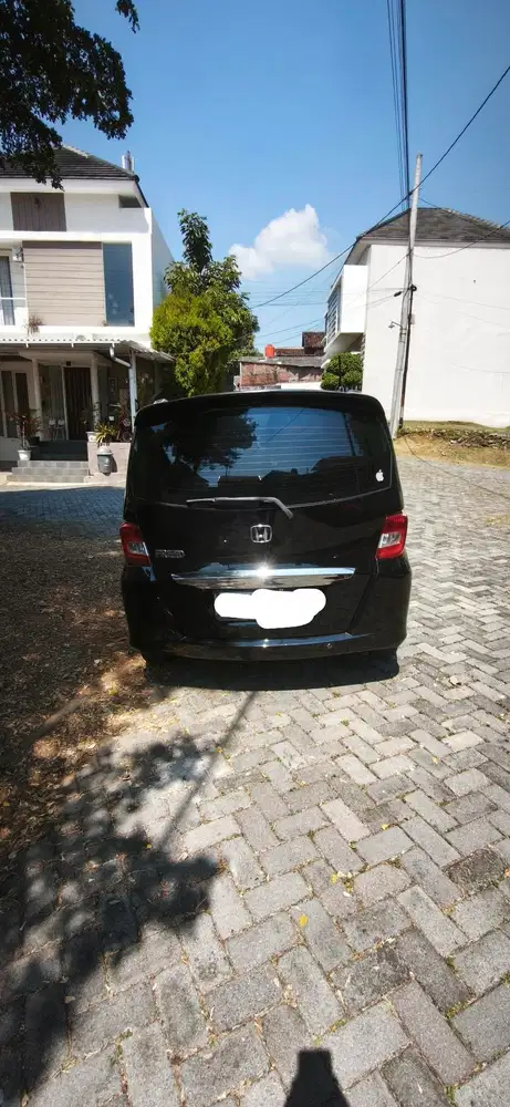 Honda Freed 2010 Bensin