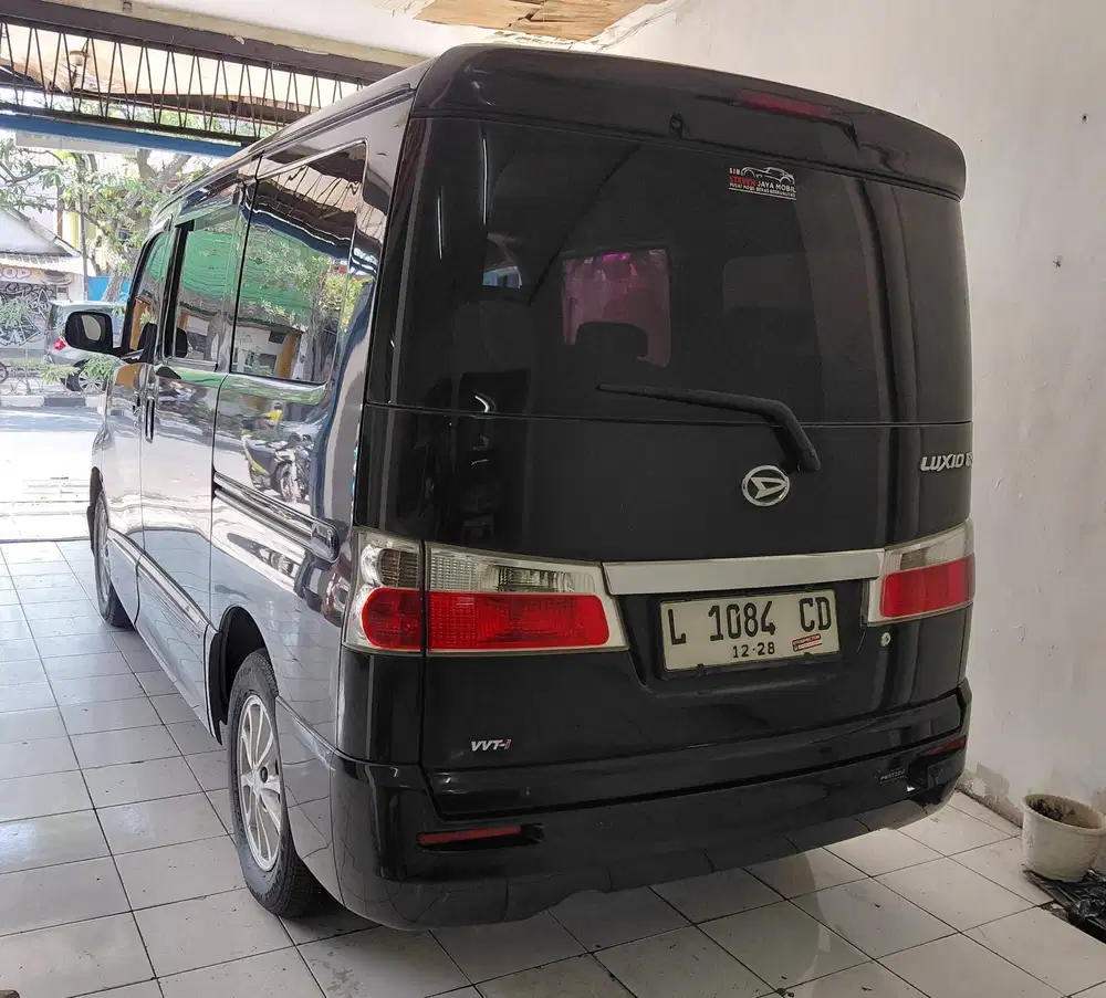 Daihatsu Luxio 2015 Bensin