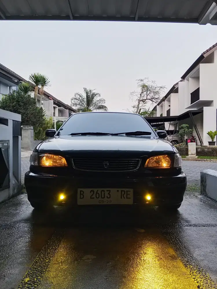 Toyota Corolla 2001 Automatik bensin