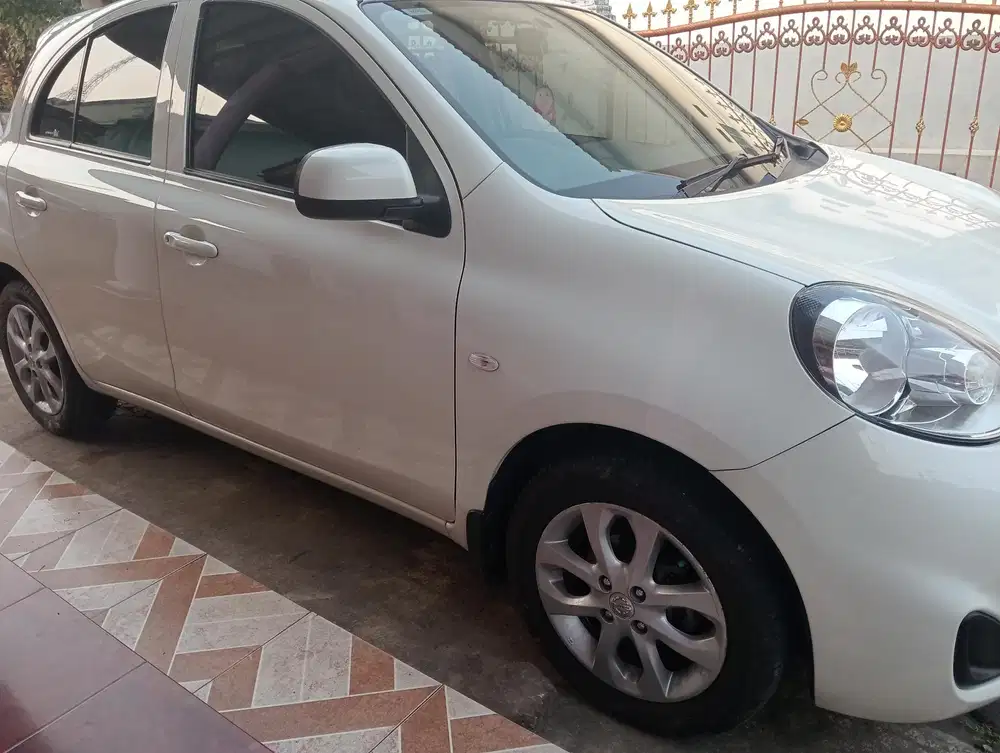 Nissan March 2017 Bensin
