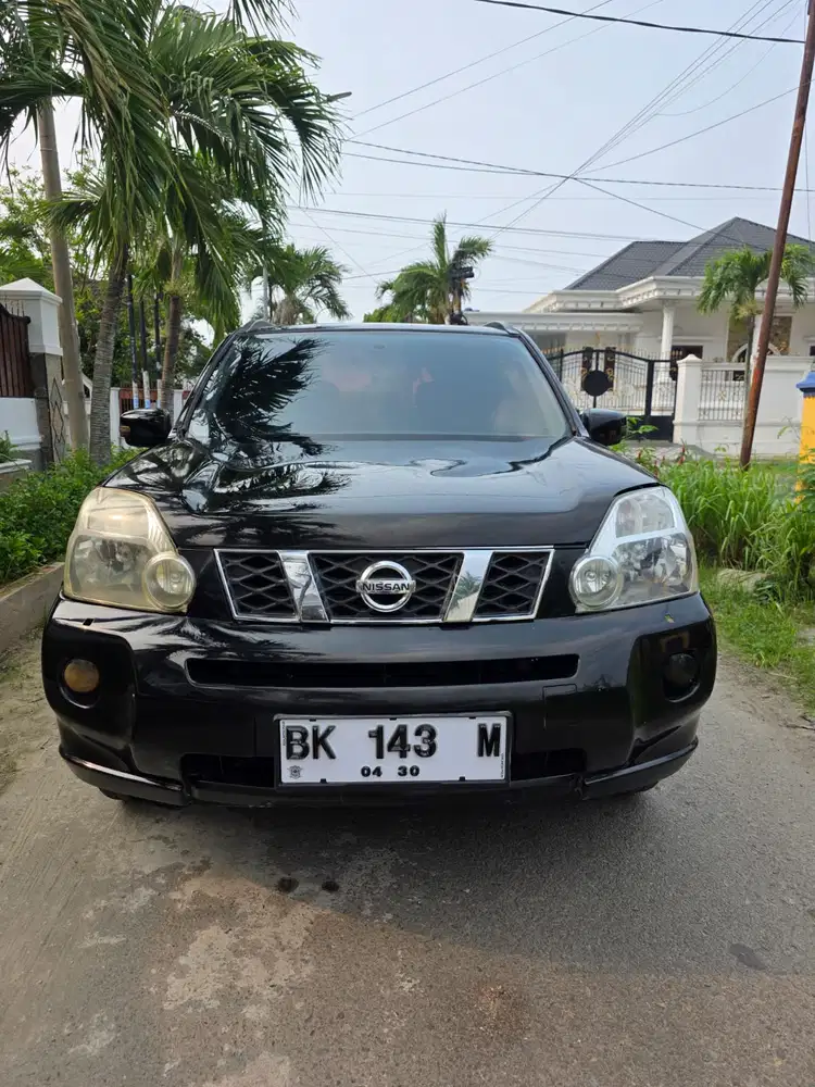 Nissan X-Trail 2010 Bensin