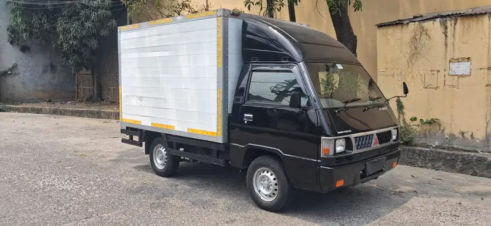 Mitsubishi Colt L300 2.5 MT Diesel 2021