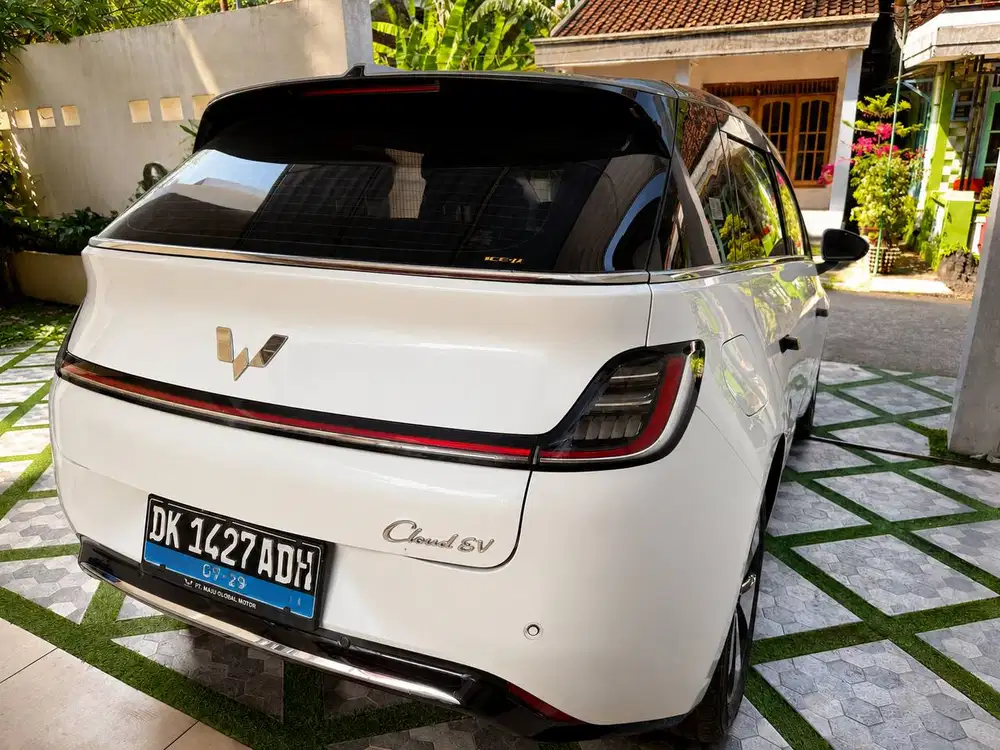 Wuling Cloud EV 2024 Listrik