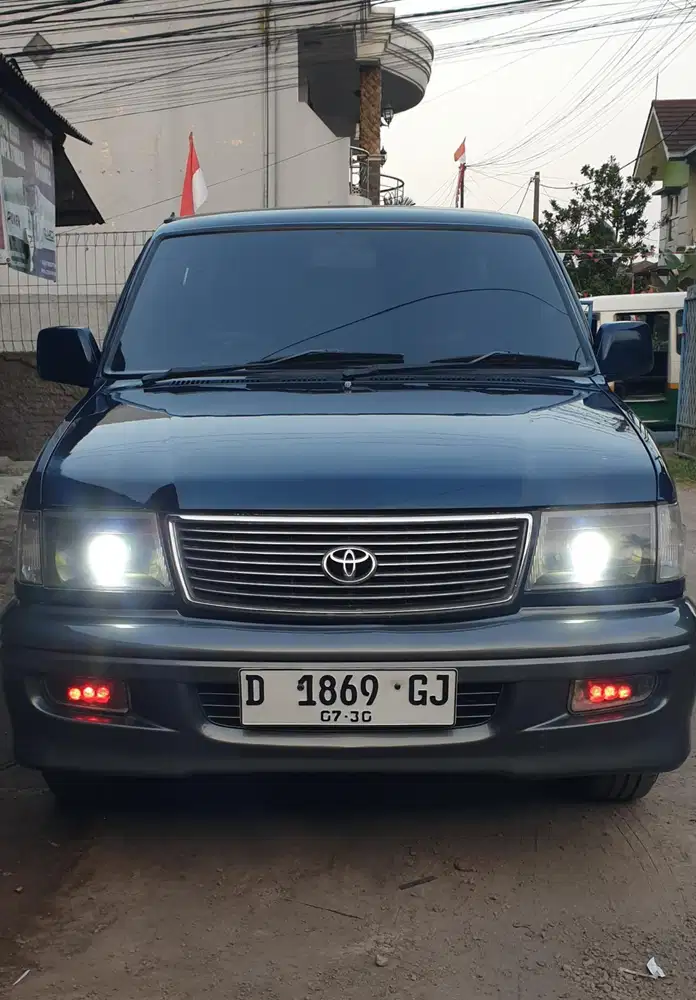 Toyota Kijang 2000 Bensin
