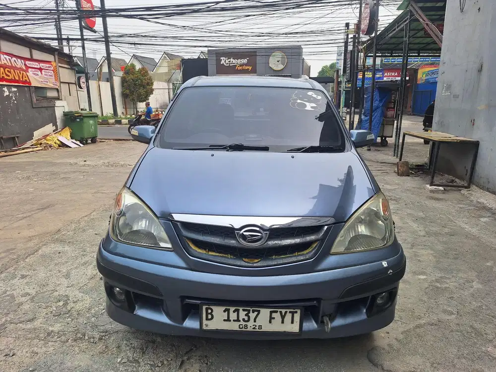 Daihatsu Xenia 2009 Bensin