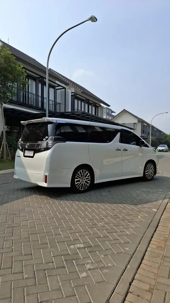 Toyota Vellfire 2015 Bensin