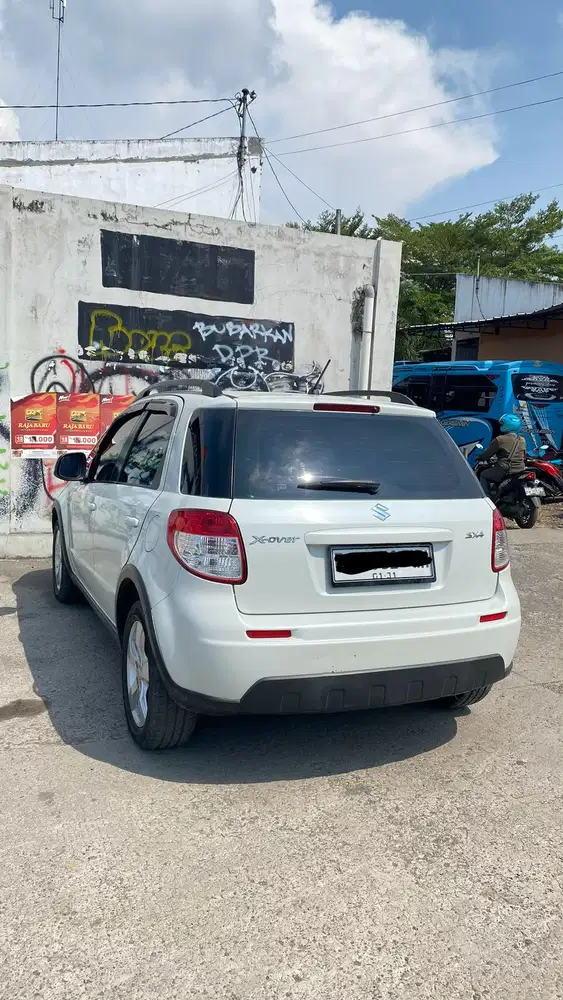 Suzuki SX4 2011 Bensin