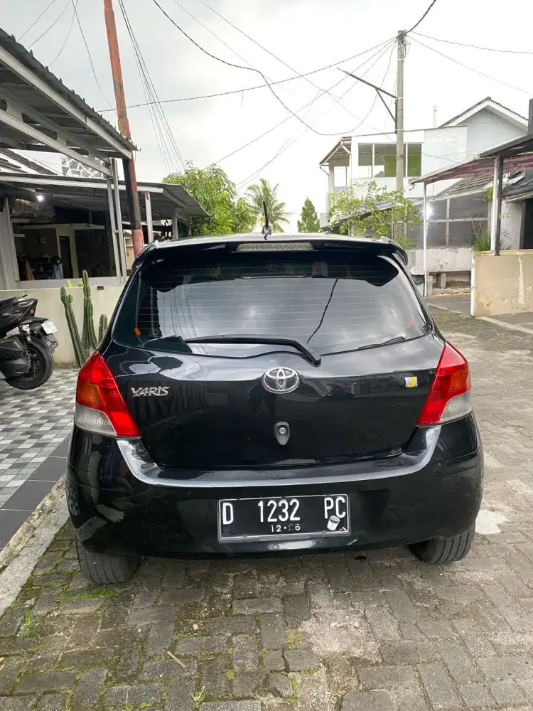 Toyota Yaris 2011 Bensin