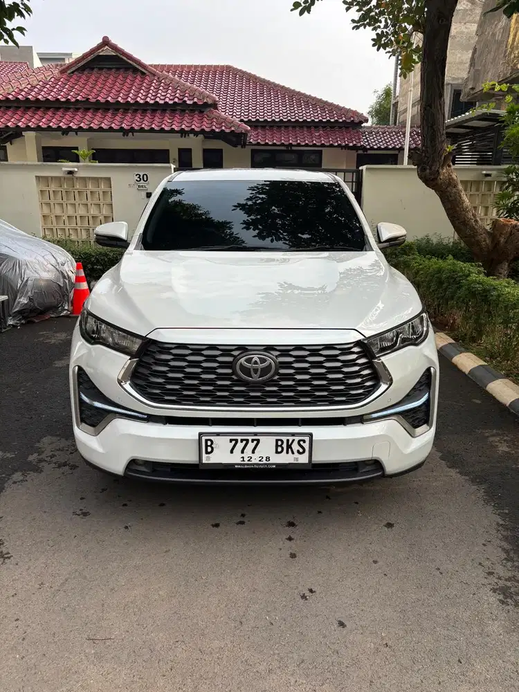Toyota Kijang Innova 2023 Bensin