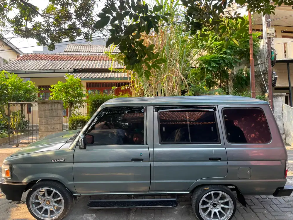 Toyota Kijang 1993 Bensin