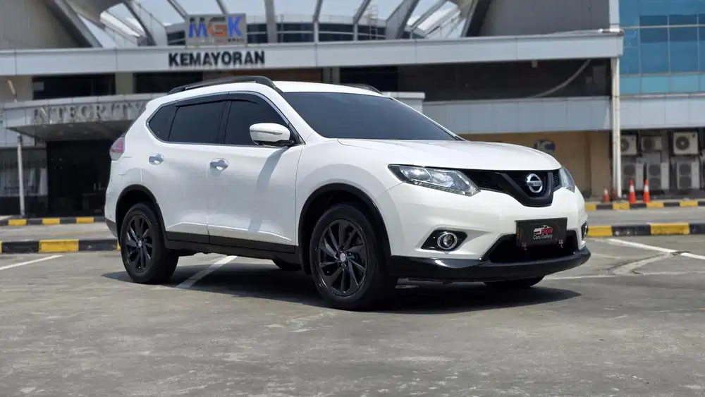 Nissan X-Trail 2.0 AT 2017 Automatic