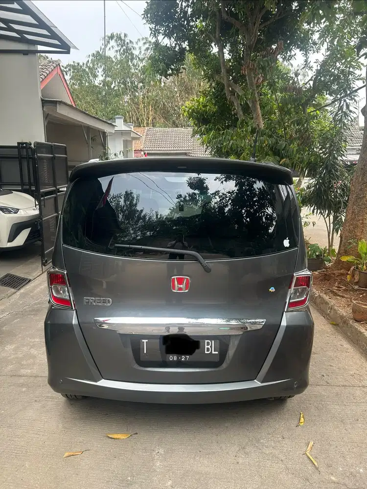 Honda Freed 2012 Bensin