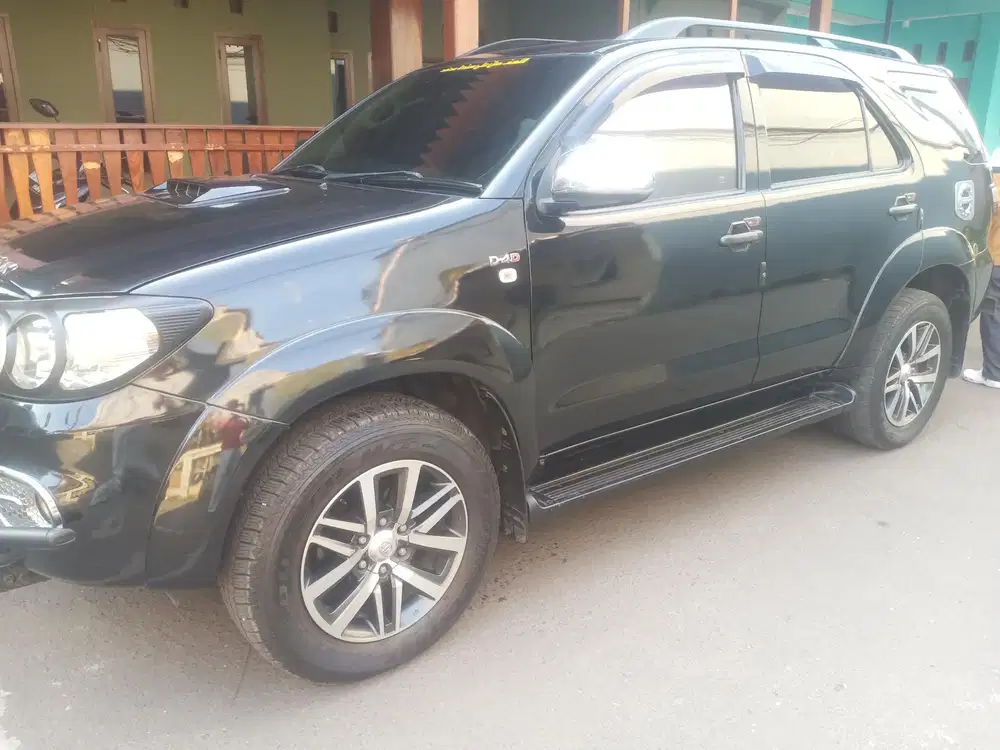 Toyota Fortuner 2011 Diesel