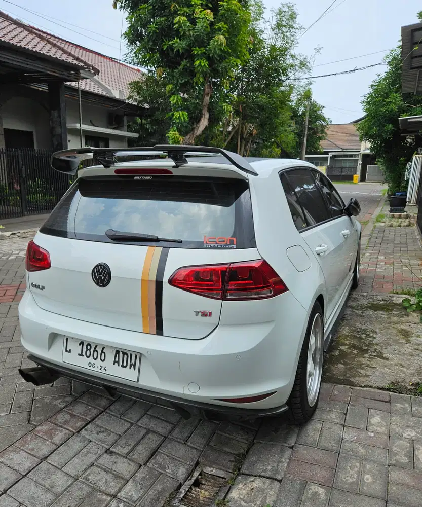 Volkswagen Golf 2013 Bensin