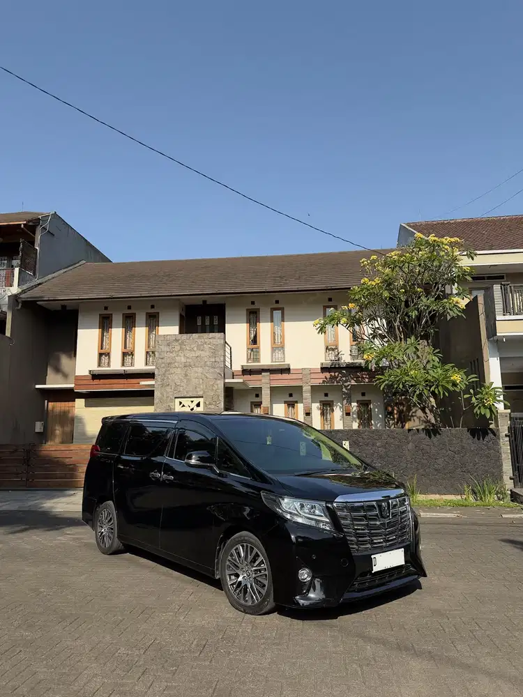 Toyota Alphard 2015 Black on Beige