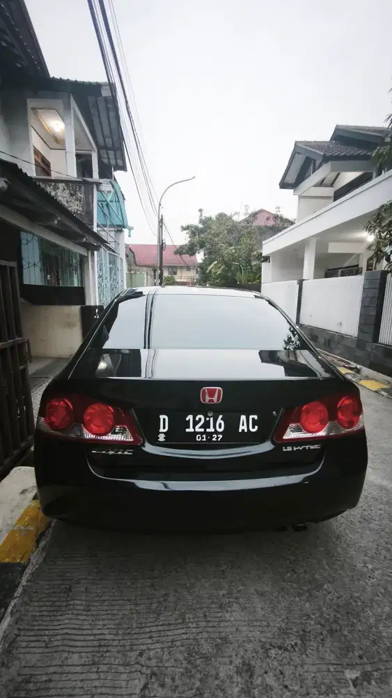 Honda Civic FD1 1.8 AT 2006 CBU  - Original – Motomobi Reviewed Unit