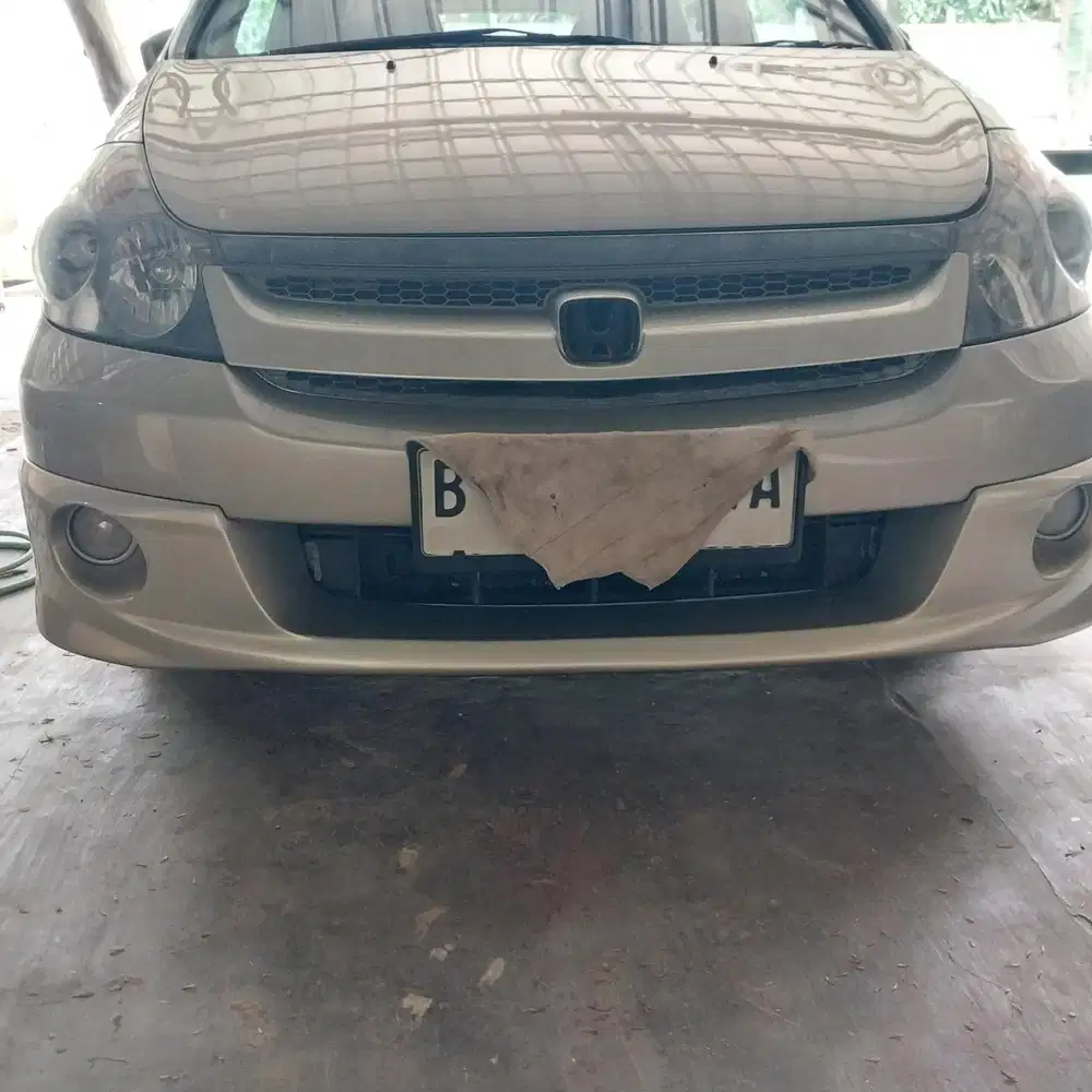 Honda Stream 2004 Bensin