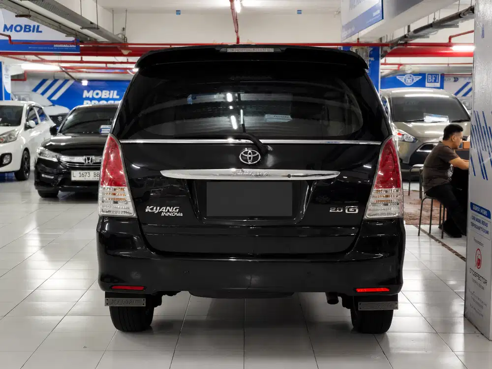 Toyota Kijang Innova 2009 Bensin