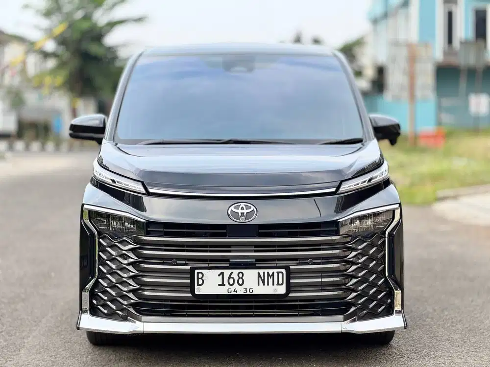 New voxy 2.0 2025 TSS Hitam