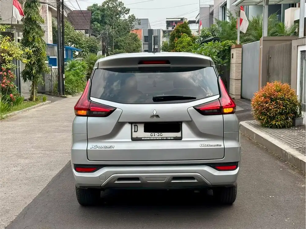 (lowkm) Mitsubishi Xpander Ultimate 2019 matic silver setangan