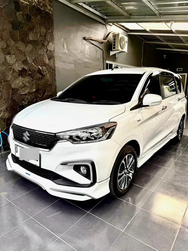Suzuki Ertiga 2023 Hybrid AT Atas Nama Sendiri Low KM