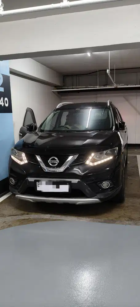 Nissan X-Trail 2015 Bensin